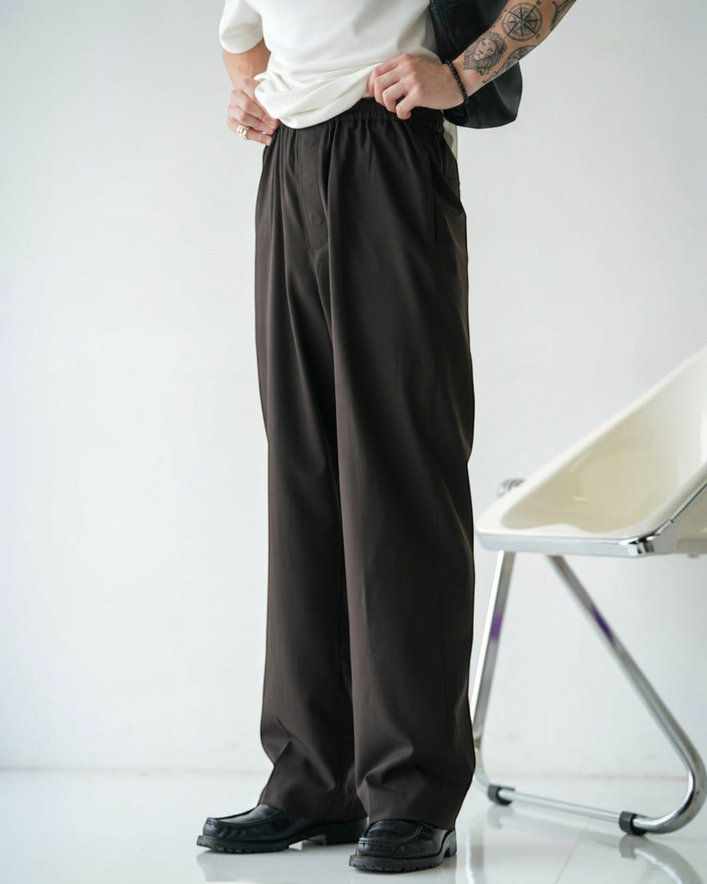 ARI Wool Triacetate Trousers